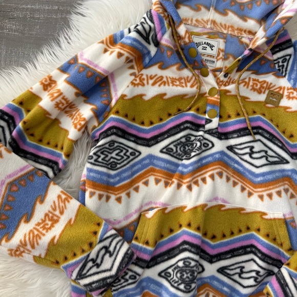 Billabong A/Div Go Outdoors Pullover Printed Fleece Hoodie - Picture 8 of 8